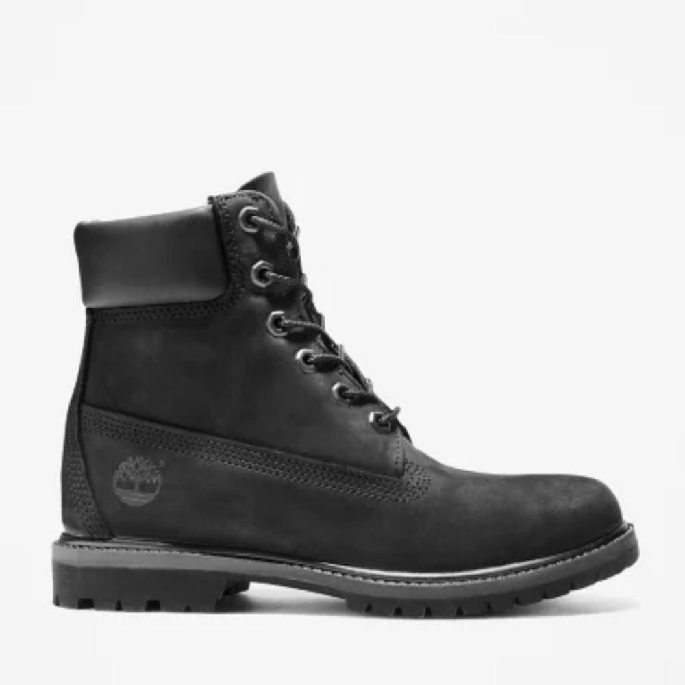 Timberland women’s waterproof black boots